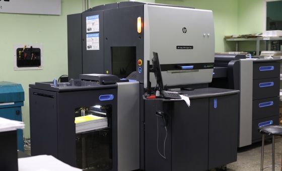 ПЕЧАТНАЯ МАШИНА HP INDIGO 5900